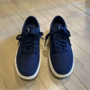 Women’s Allbirds Wool Sneakers (Size 8)